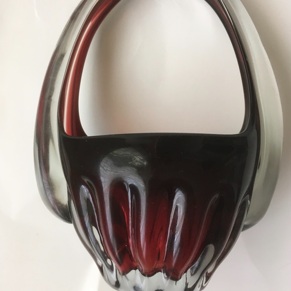 Hand made blown glass basket candy basket glass basket with handle - Picture 7 of 7